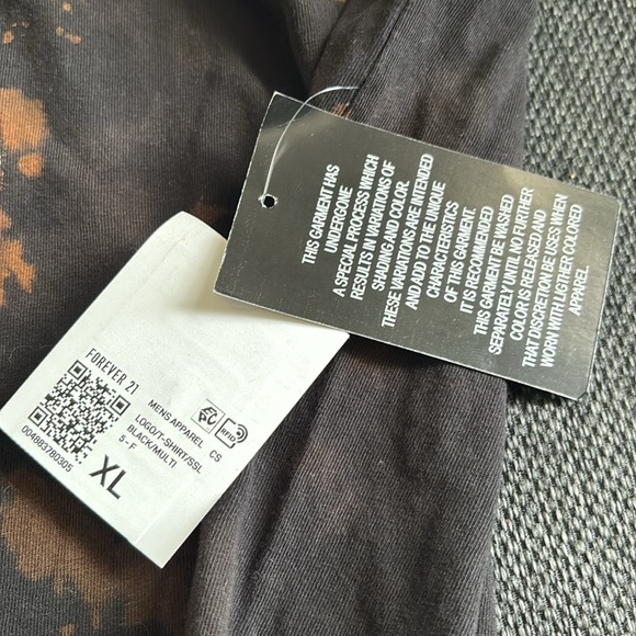 Men’s T-Shirt ( Salt N Pepa ) - Picture 6 of 6